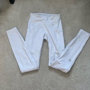 White Lululemon leggings